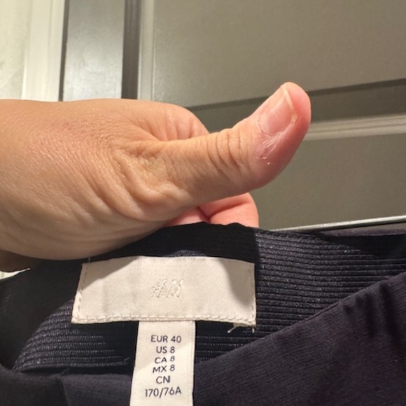 h and m work pants - blue - wide leg - Picture 4 of 4